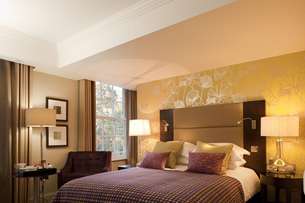 The Lensbury Resort