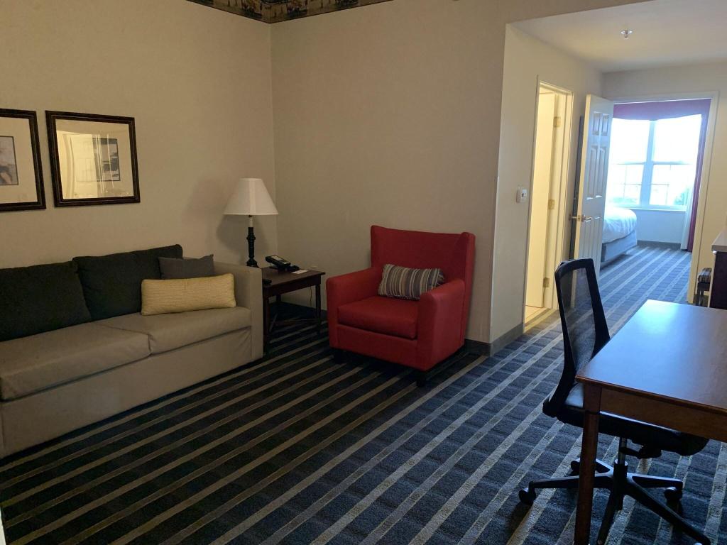 Parkview Inn & Suites Lancaster