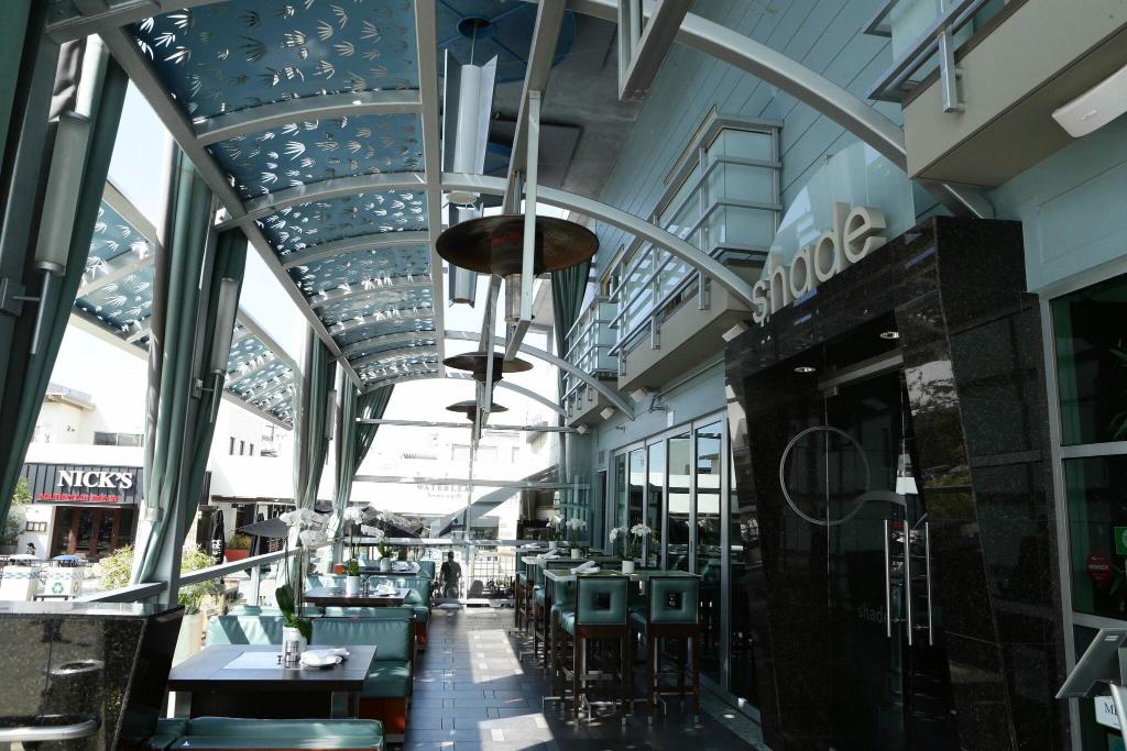 Shade Hotel