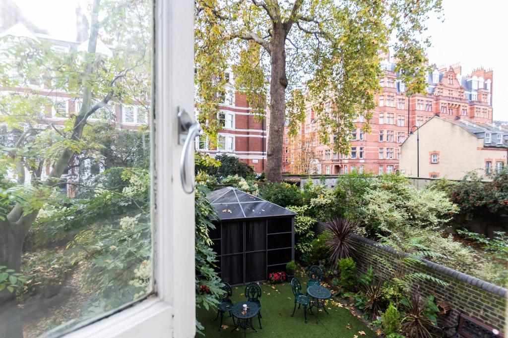 Arosfa Hotel London by Compass Hospitality