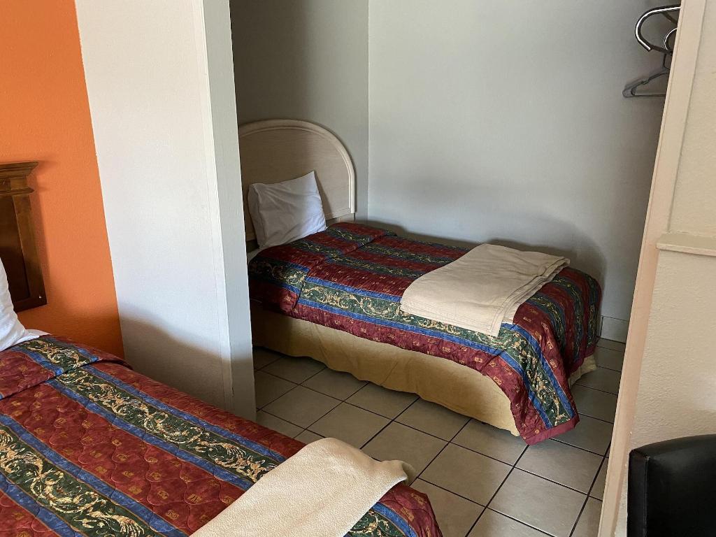 hotel-thumb