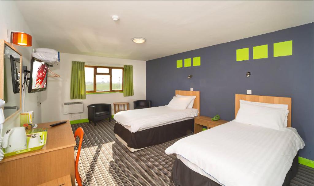 Happy Guests Lodge