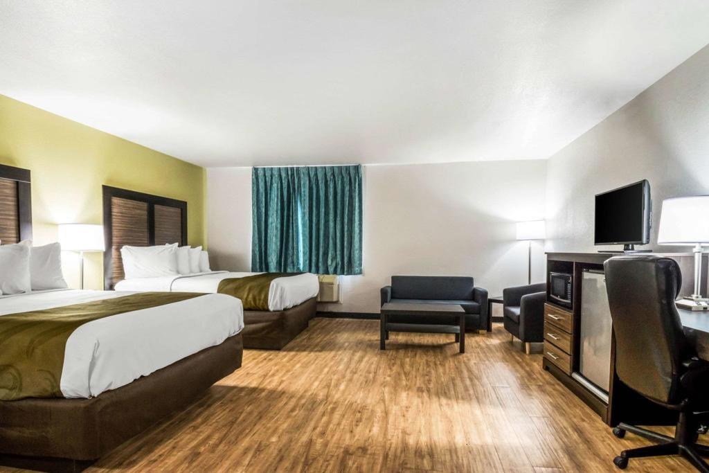 Motel 6 Lancaster, PA