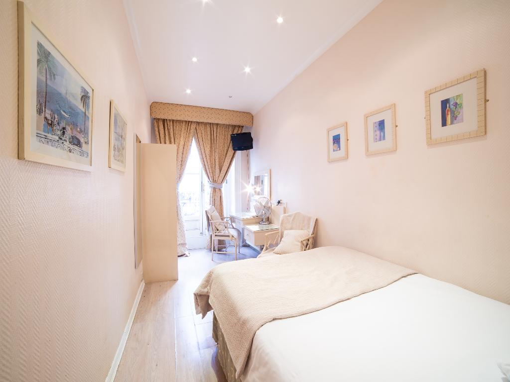 Amsterdam Hotel