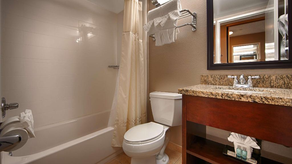 Best Western Los Alamitos Inn & Suites