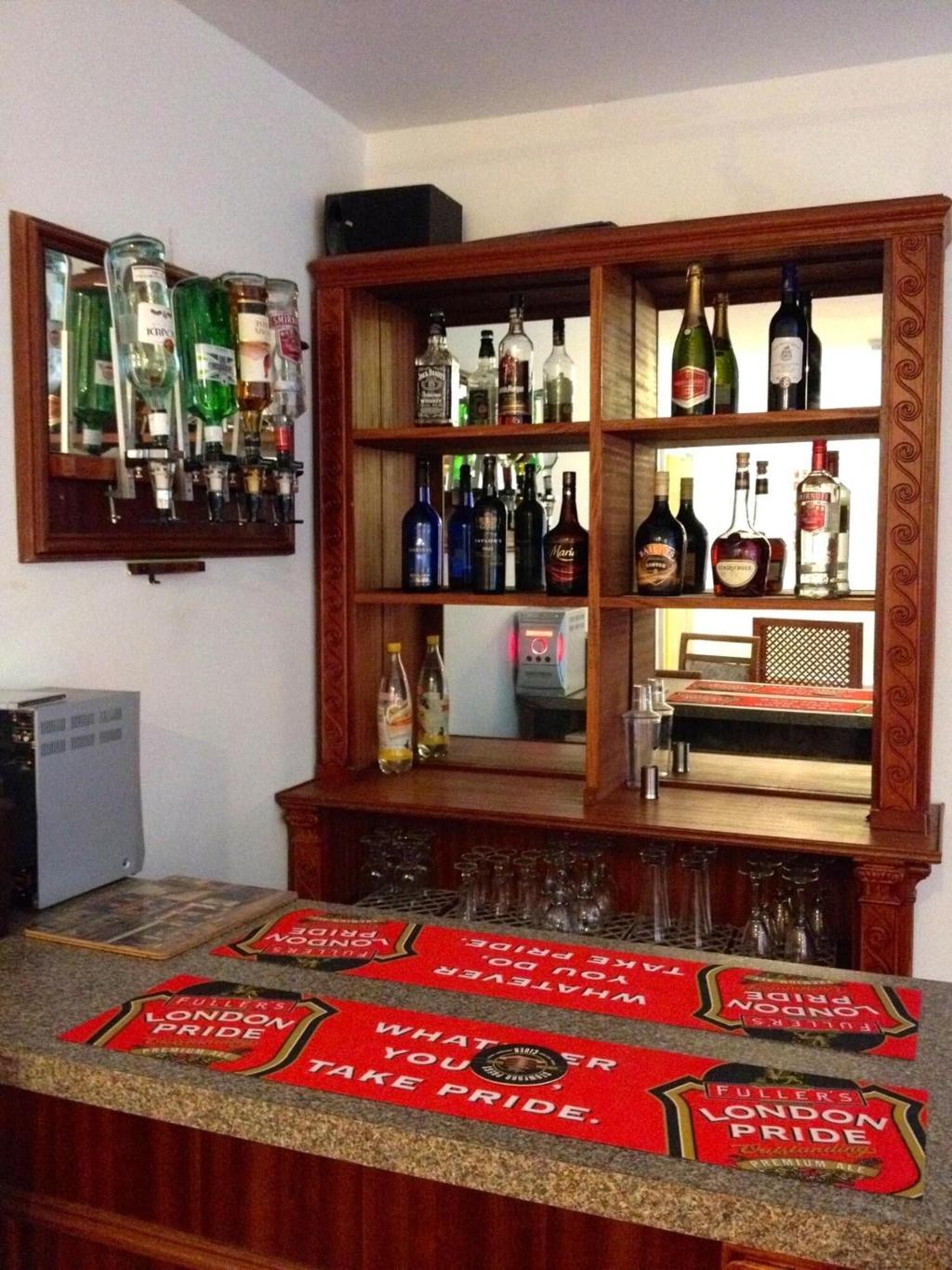 Wimblehurst - Bar