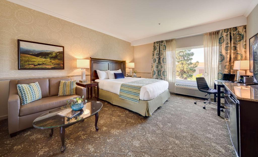 Ayres Inn Corona East