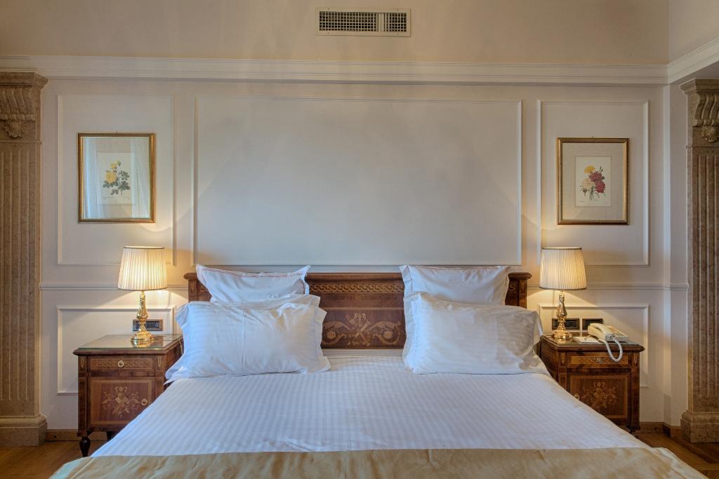 Villa Cortine Palace Hotel