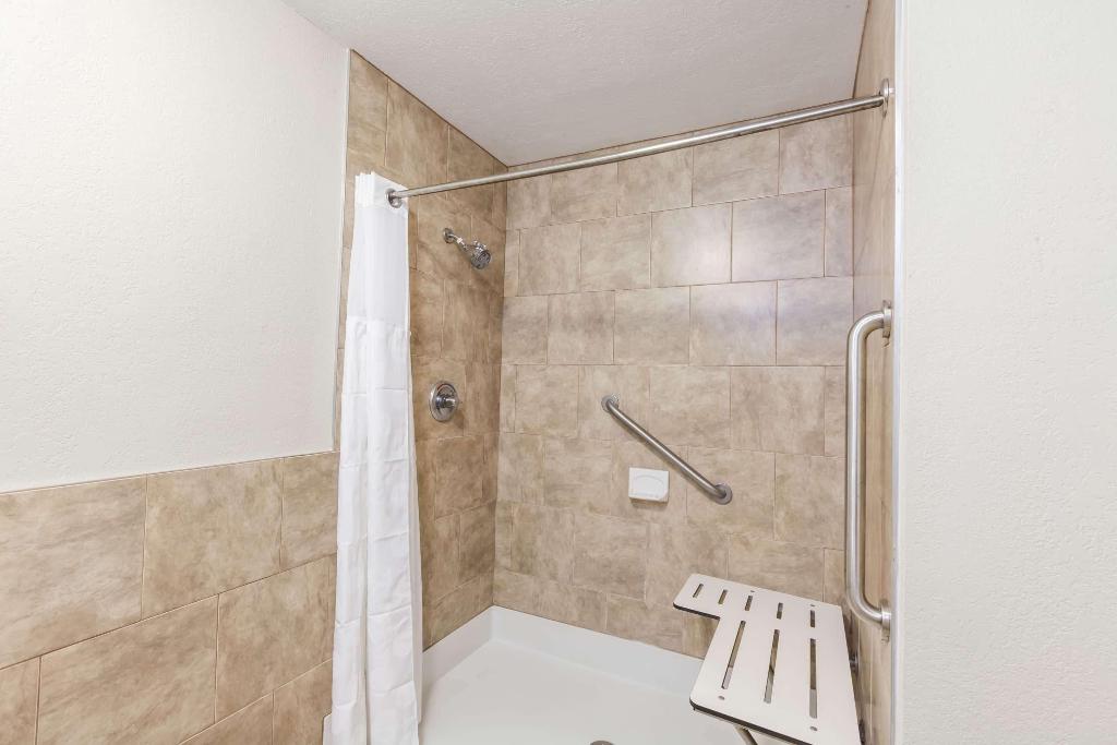 Ramada by Wyndham New Iberia