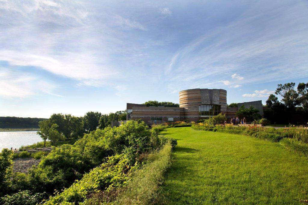 Sheraton Louisville Riverside By Marriott