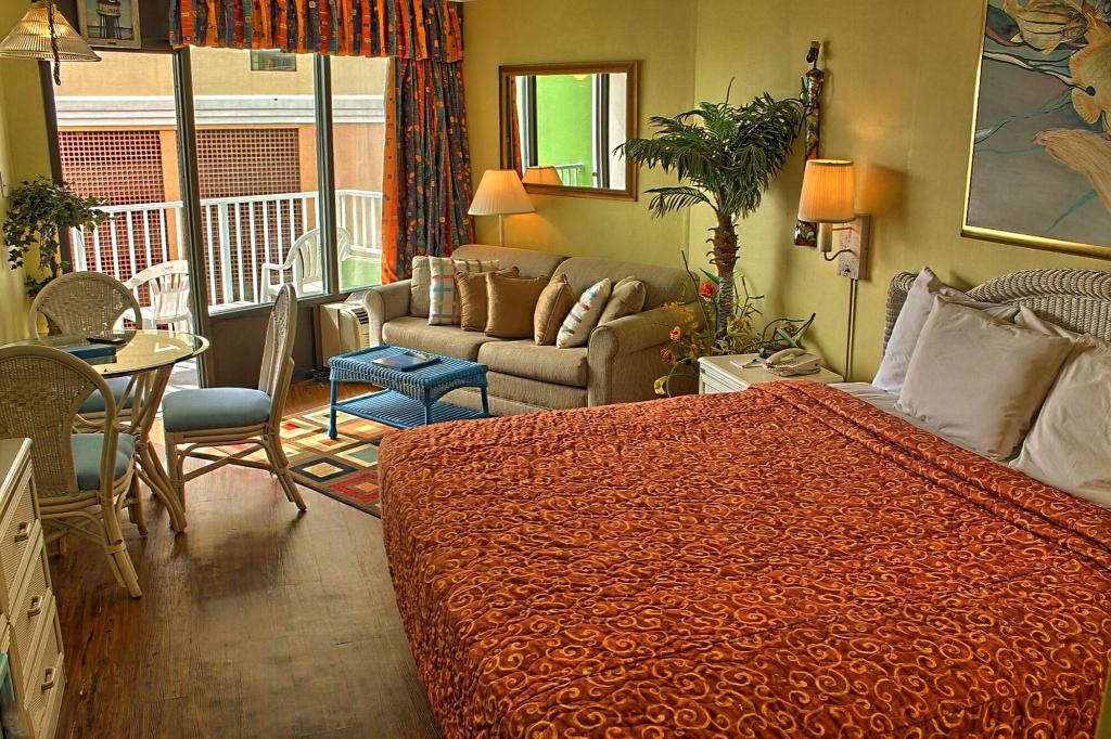 Caravelle Resort