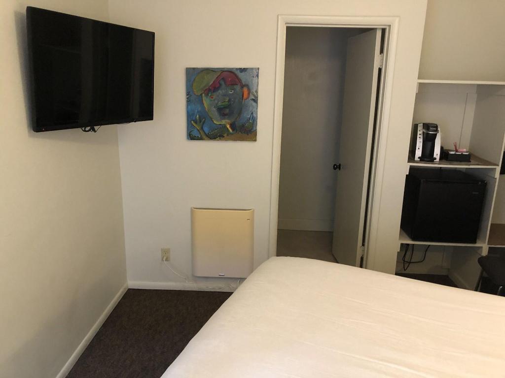 Bayfront Inn