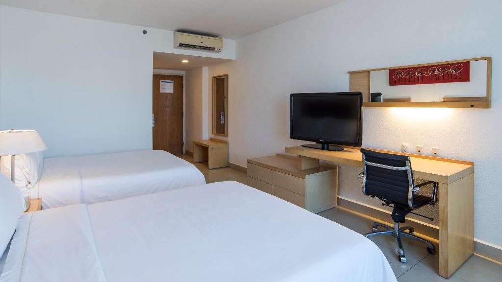 Holiday Inn Express Manzanillo