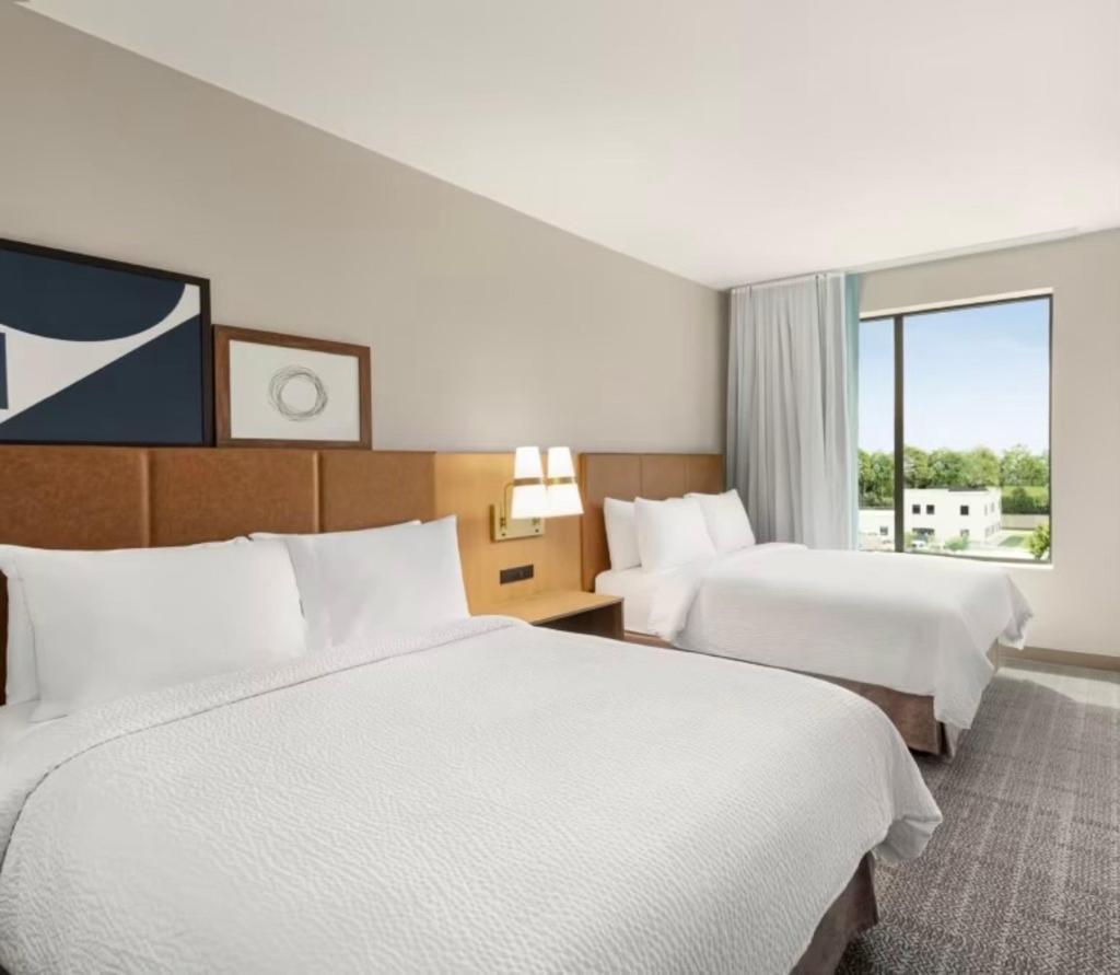 Staybridge Suites Milwaukee West-Oconomowoc