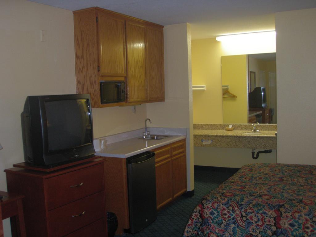 San Jacinto Inn en Morongo Valley