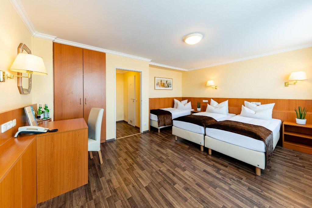 hotel-thumb