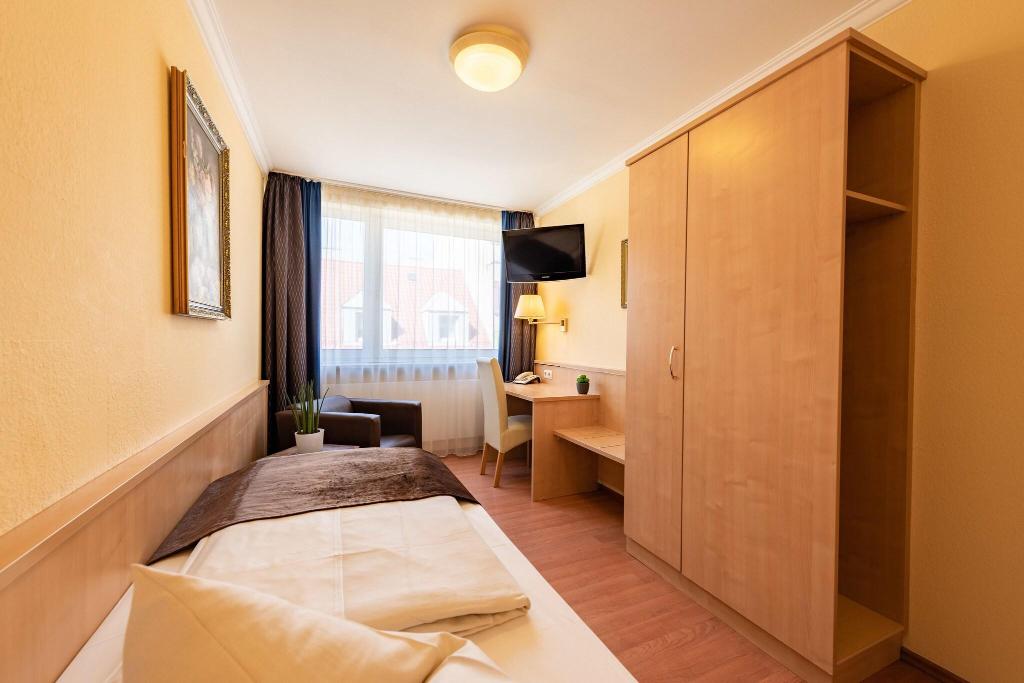 hotel-thumb