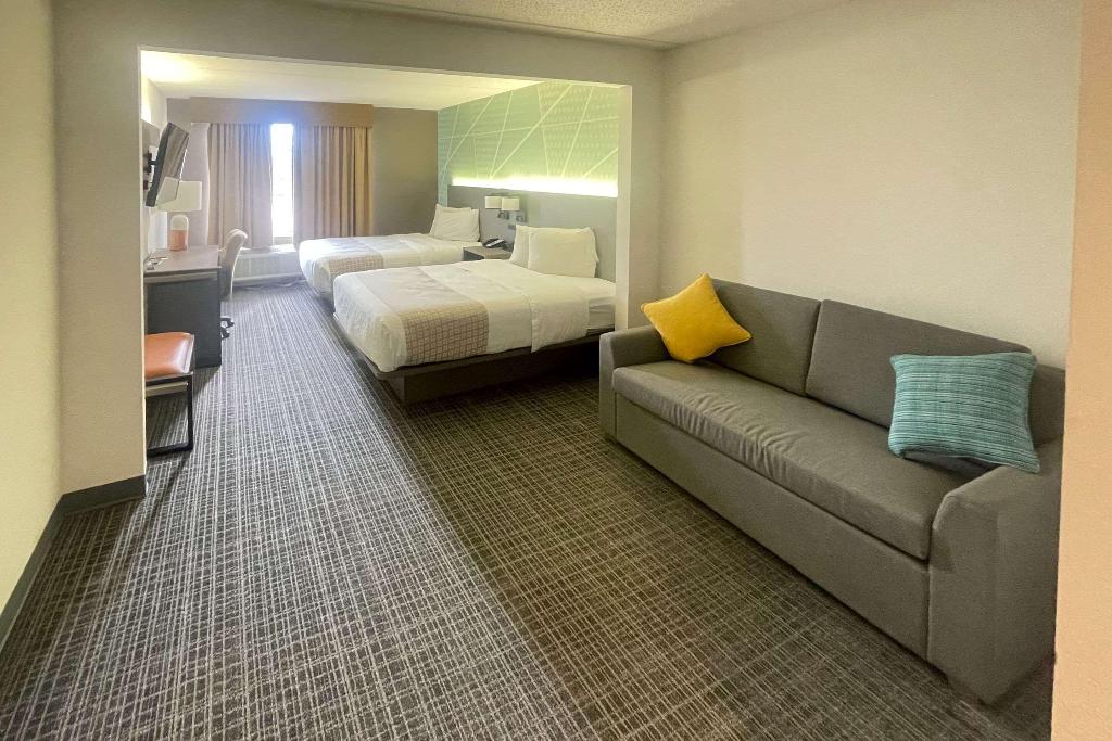 Comfort Inn and Suites Madison