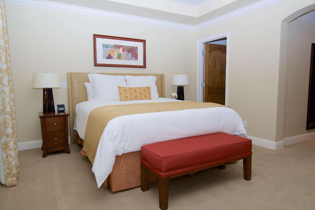 Dolphin Bay Resort and Spa