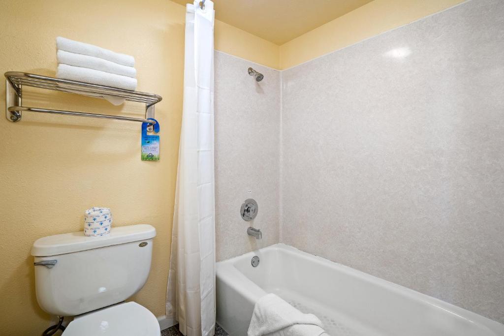Comfort Inn Near Hearst Castle - Cambria