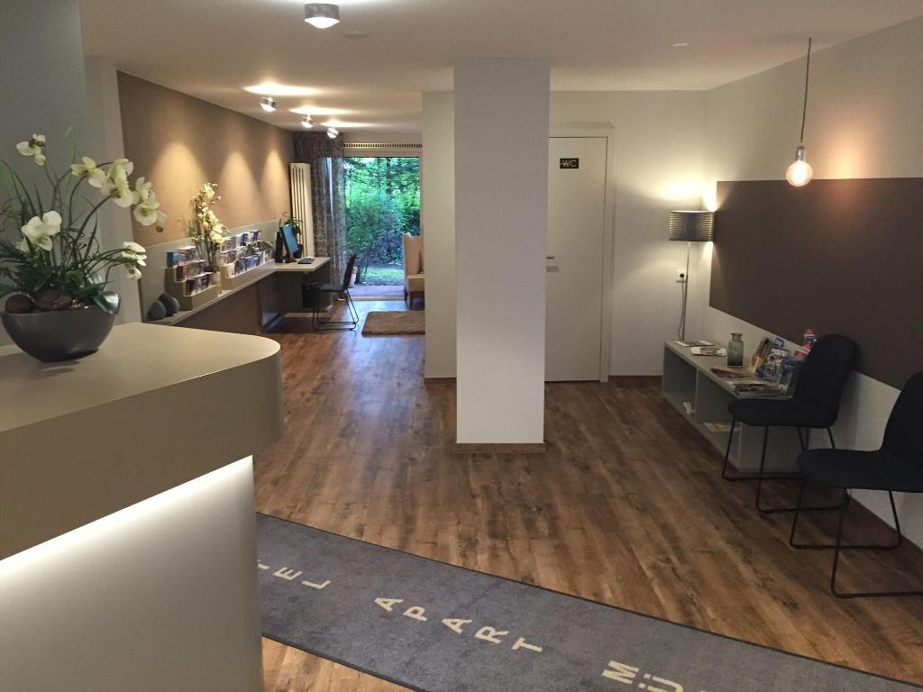 hotel-thumb