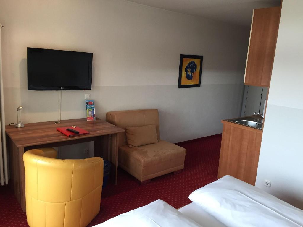hotel-thumb