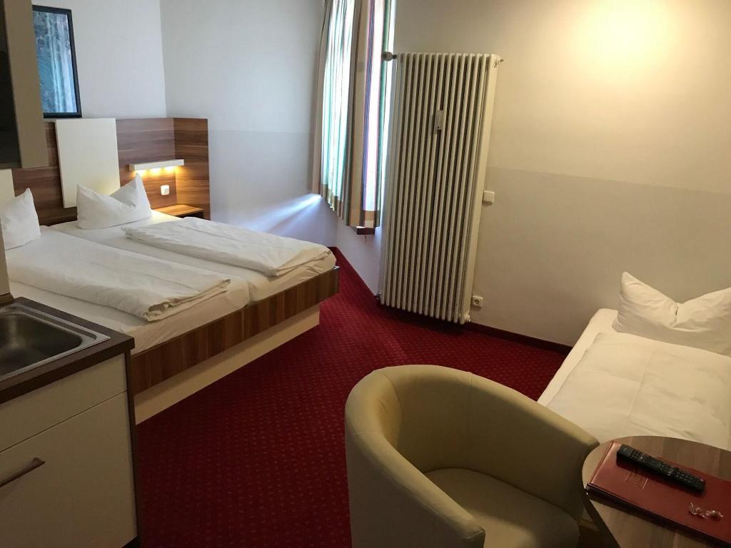 hotel-thumb