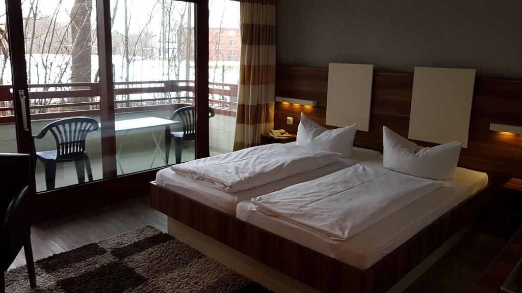 hotel-thumb