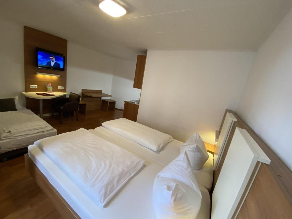 hotel-thumb