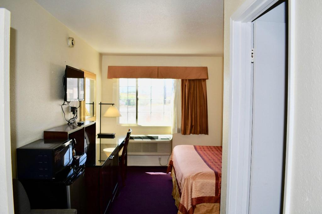 Travelodge Medford