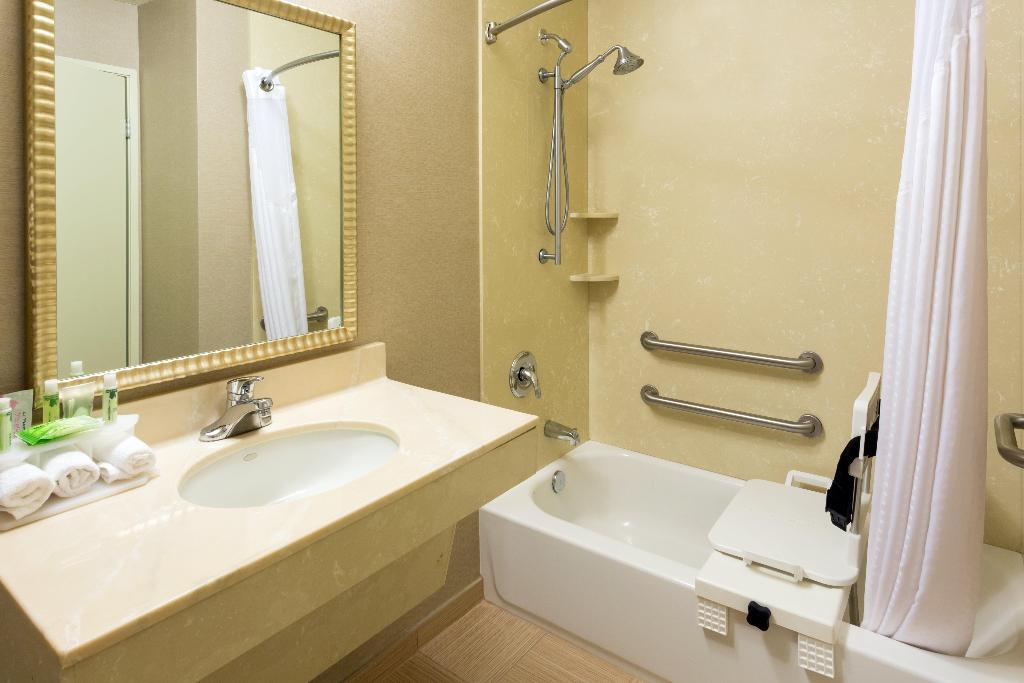 Holiday Inn Express Grants Pass