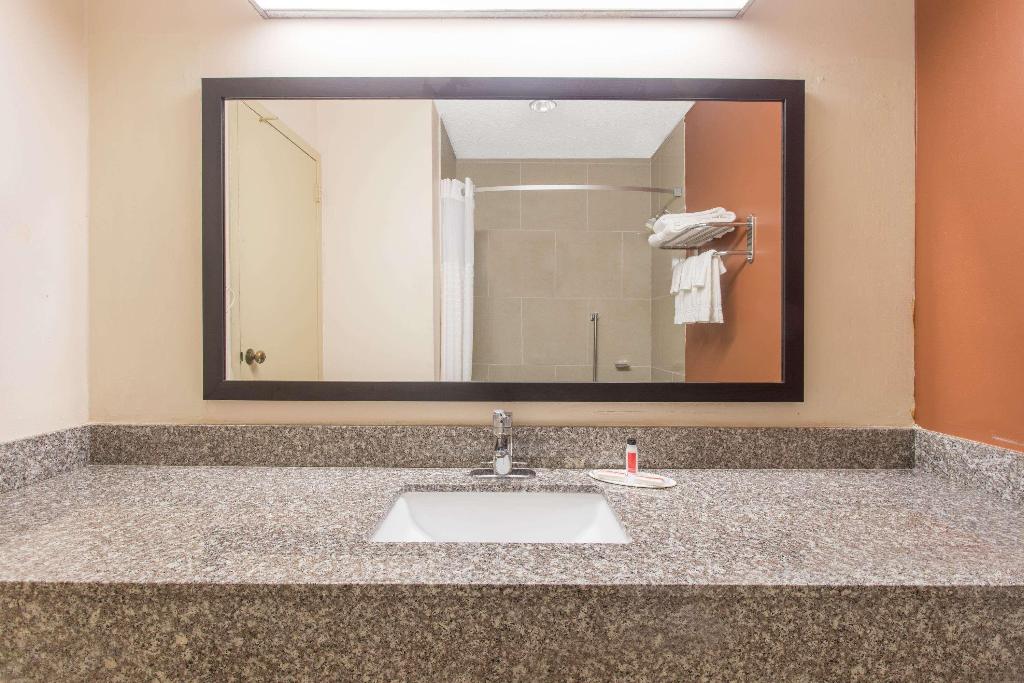La Quinta Inn & Suites By Wyndham Myrtle Beach