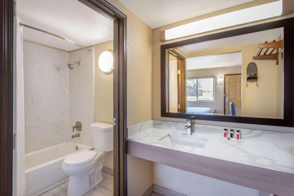 Days Inn By Wyndham Merced/Yosemite Area