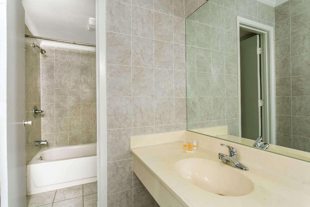 Days Inn By Wyndham Slidell