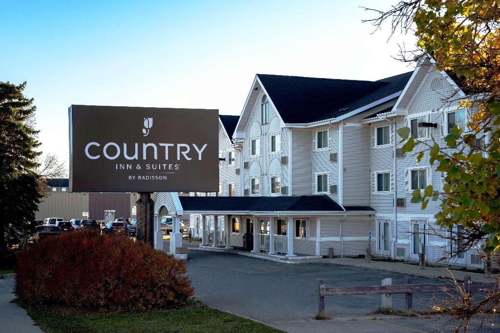 Country Inn & Suites by Radisson Winnipeg