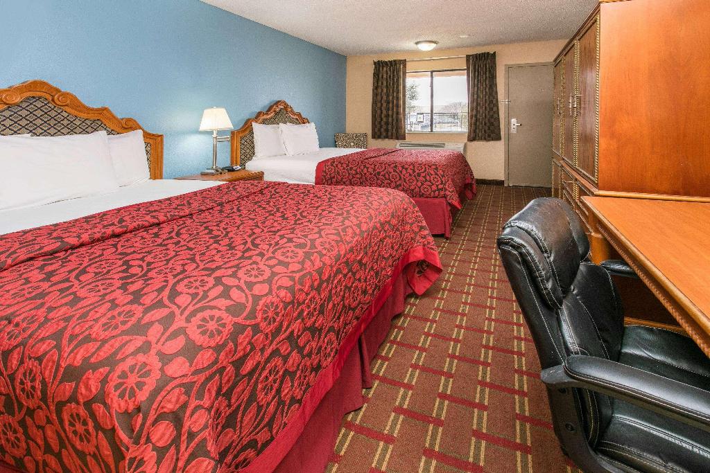 Days Inn by Wyndham McKinney