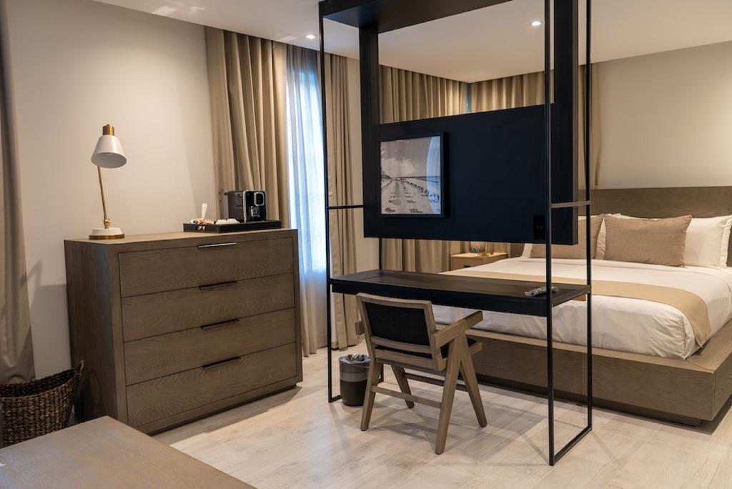 Nassau Suite Hotel