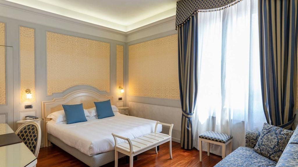 Phi Hotel Canalgrande