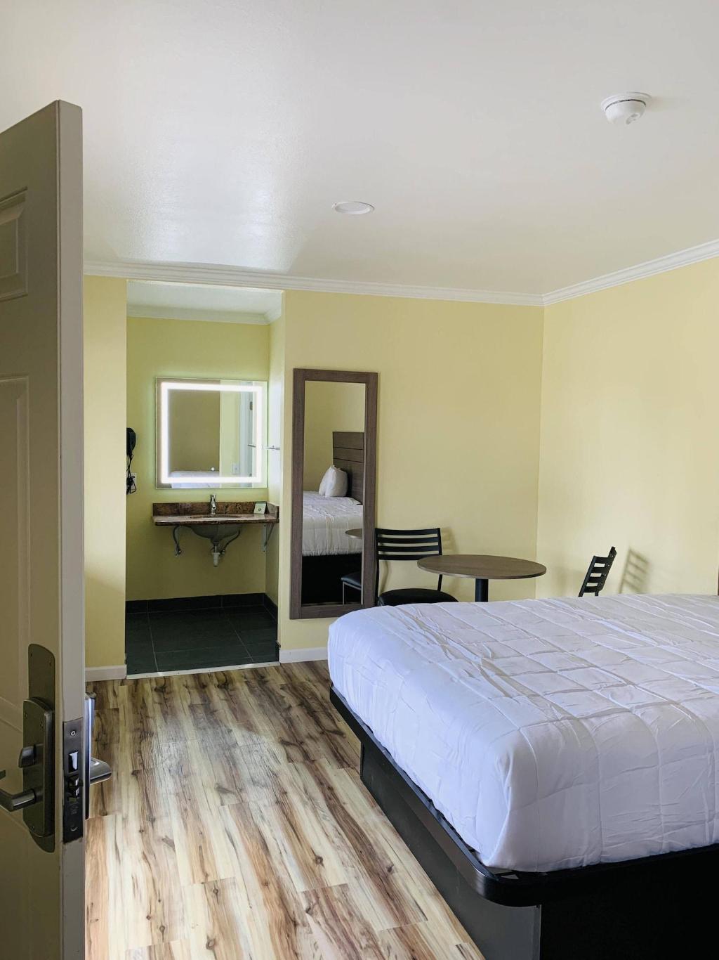 Estero Bay Motel