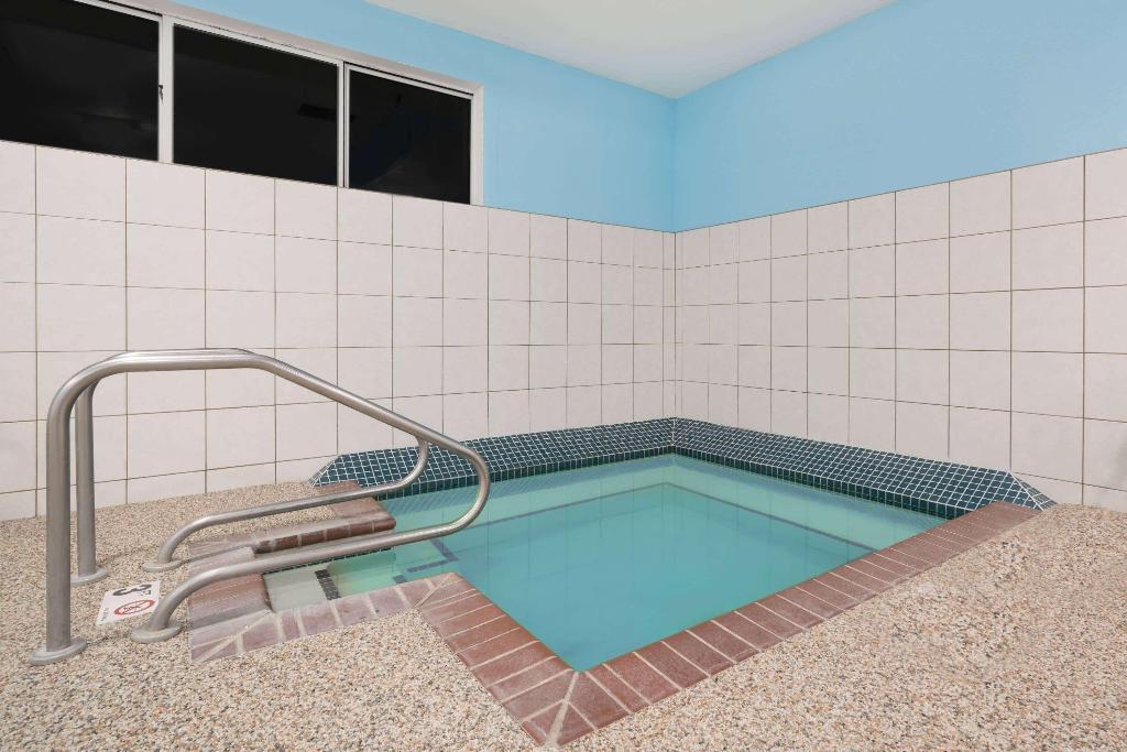 Microtel Inn & Suites By Wyndham New Ulm