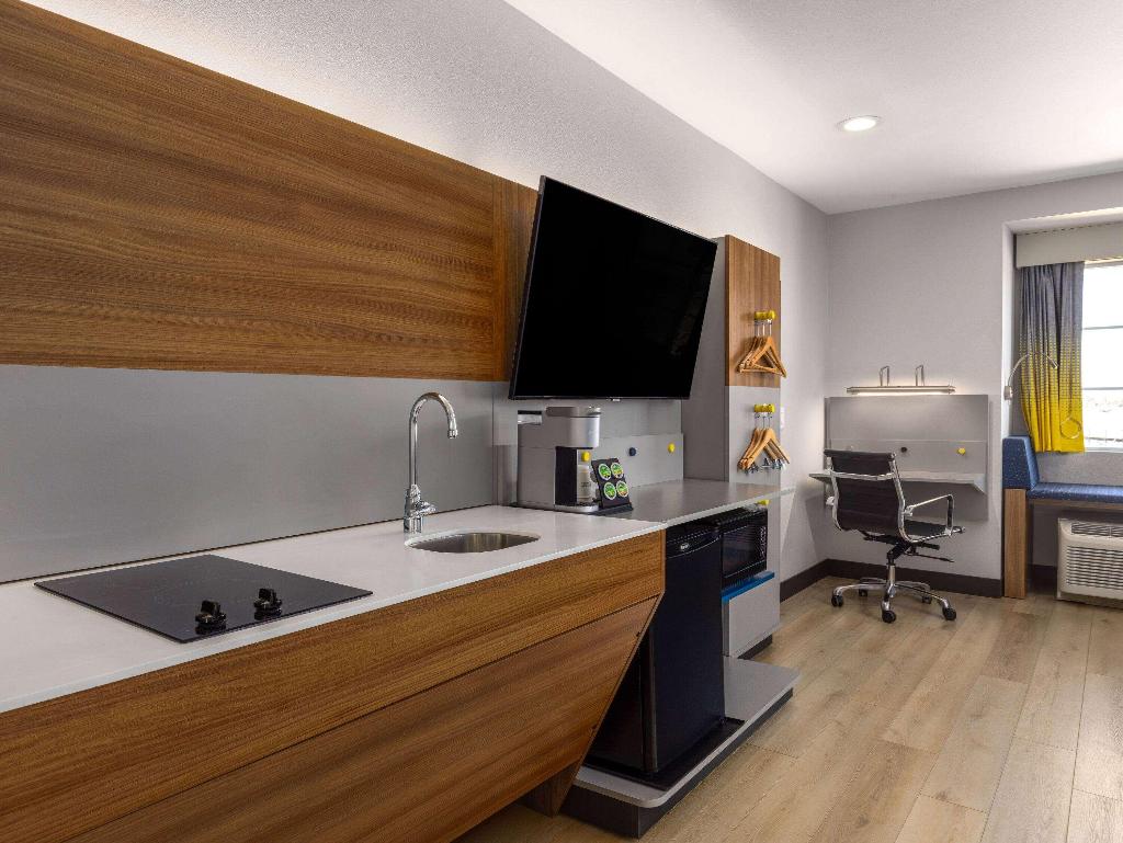 Microtel Inn & Suites By Wyndham Tracy
