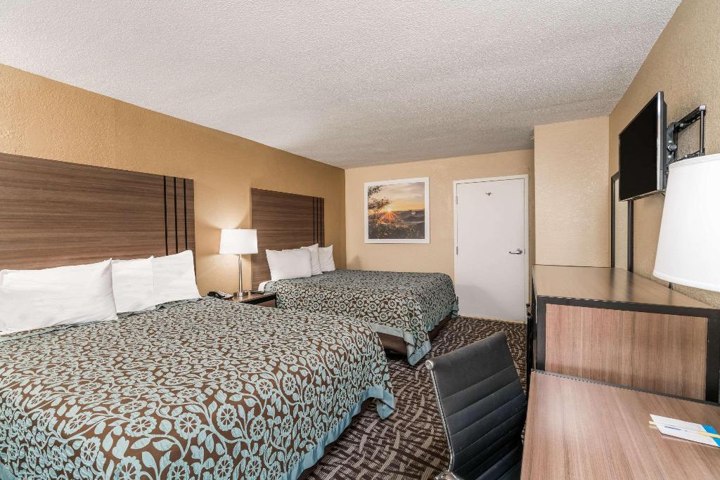 Days Inn By Wyndham Goodlettsville