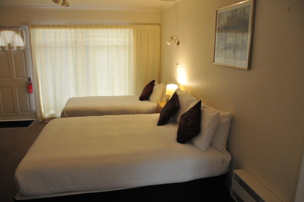 Executive Motel