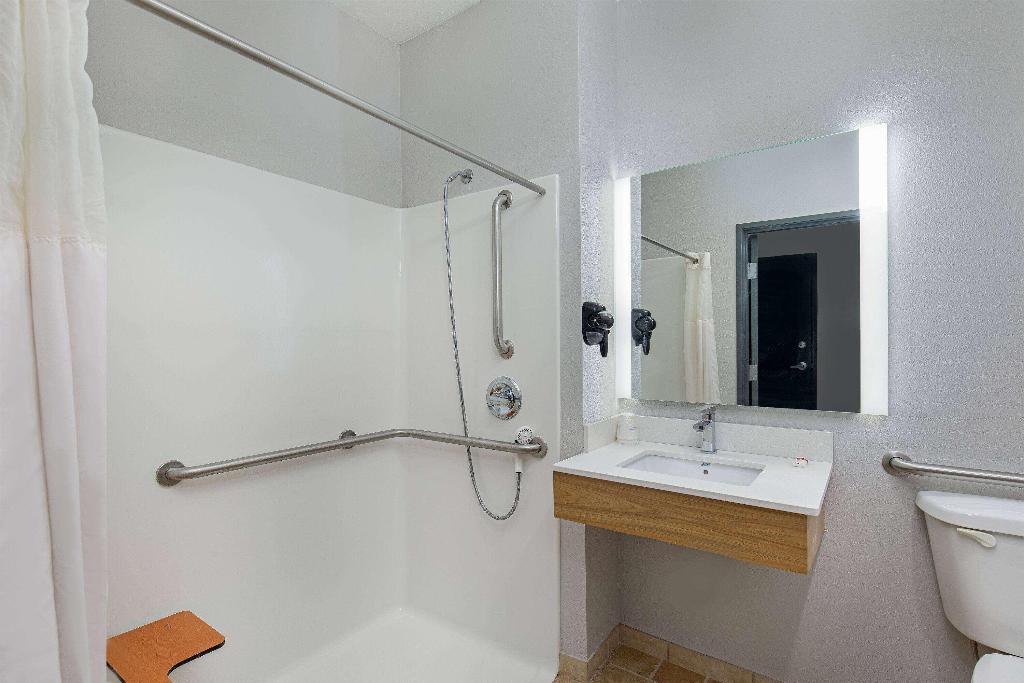 Microtel Inn & Suites By Wyndham Manchester