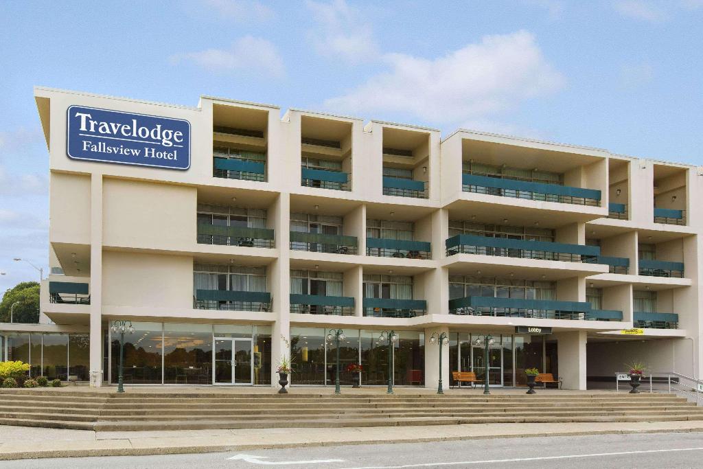 Travelodge By Wyndham Niagara Falls Fallsview