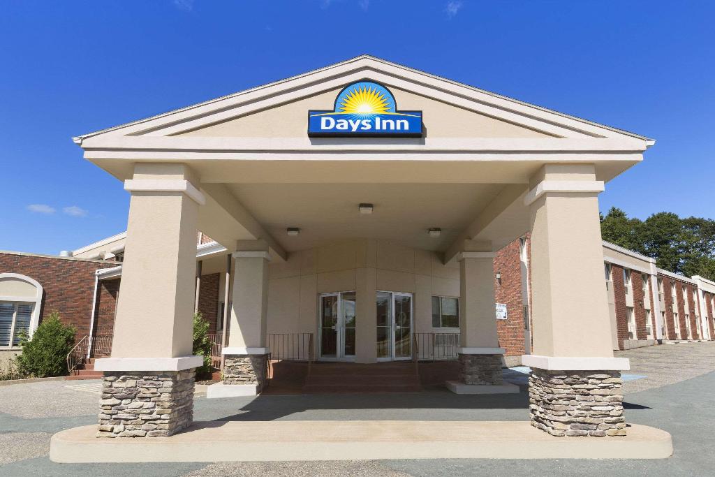 Days Inn &Conference Center by Wyndham Bridgewater