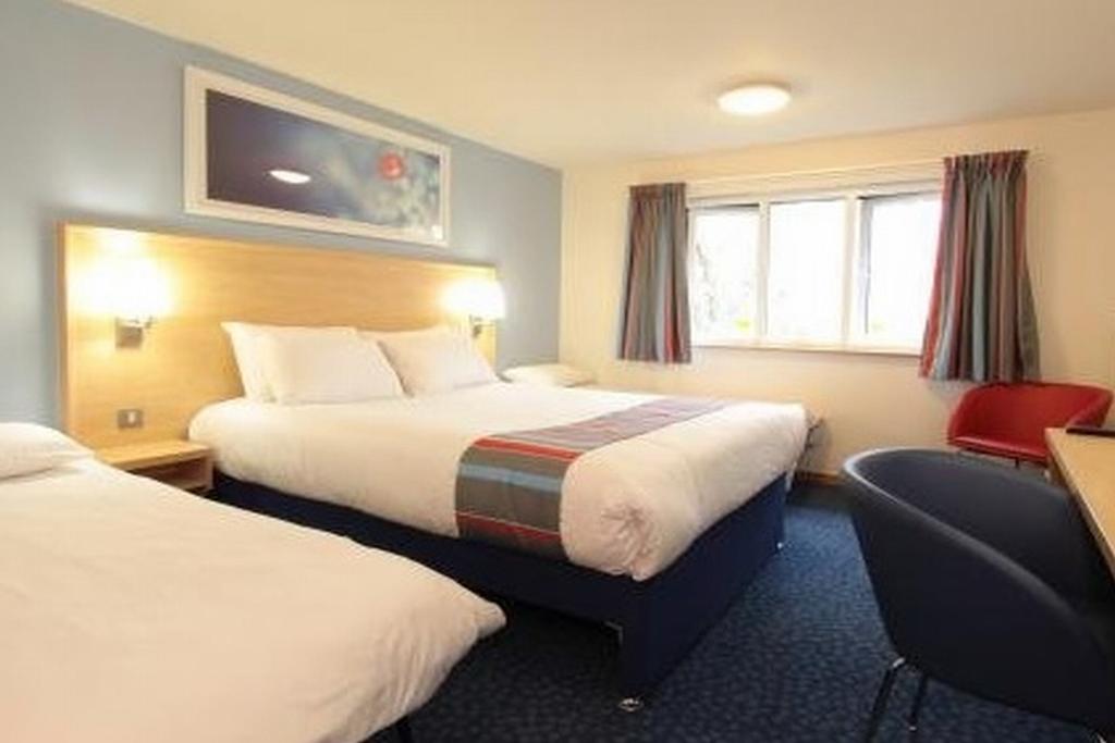 Travelodge Bristol Severn View M48