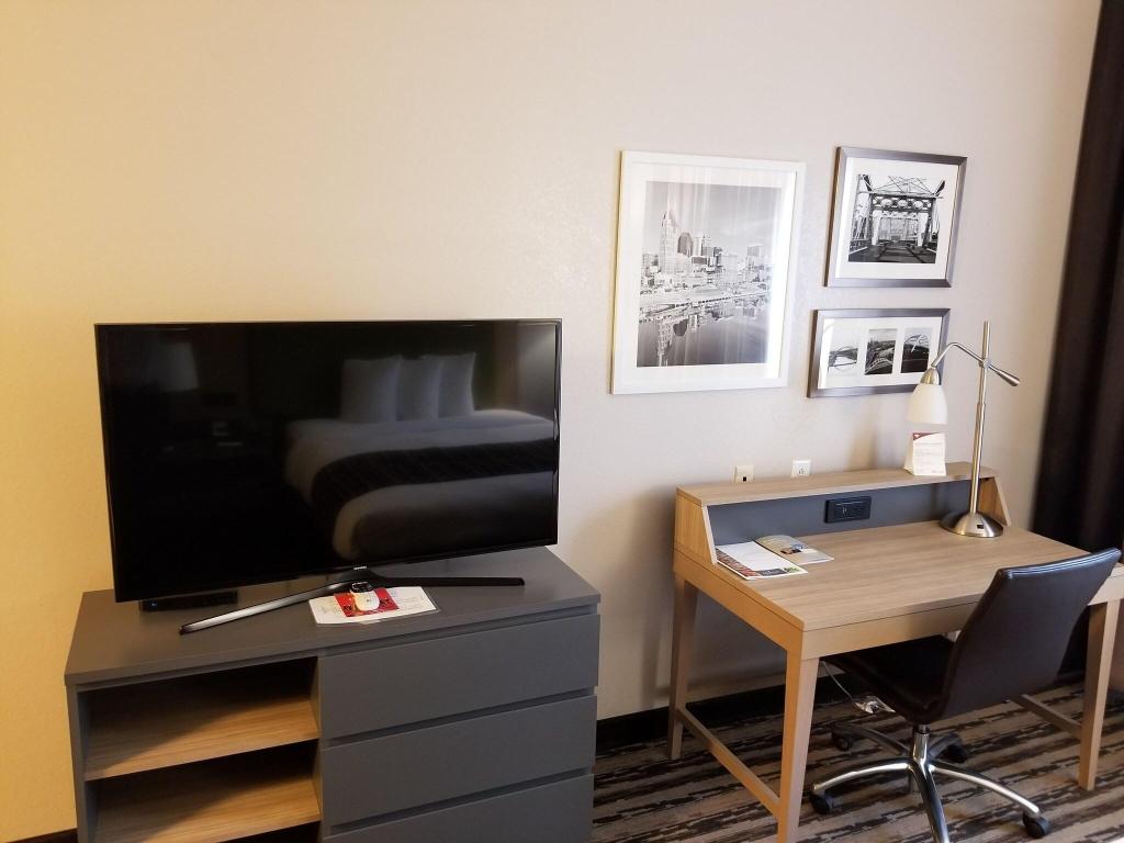 Country Inn & Suites Nashville Airport East