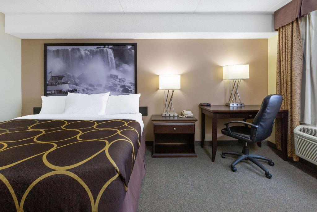 Super 8 By Wyndham Niagara Falls By The Falls