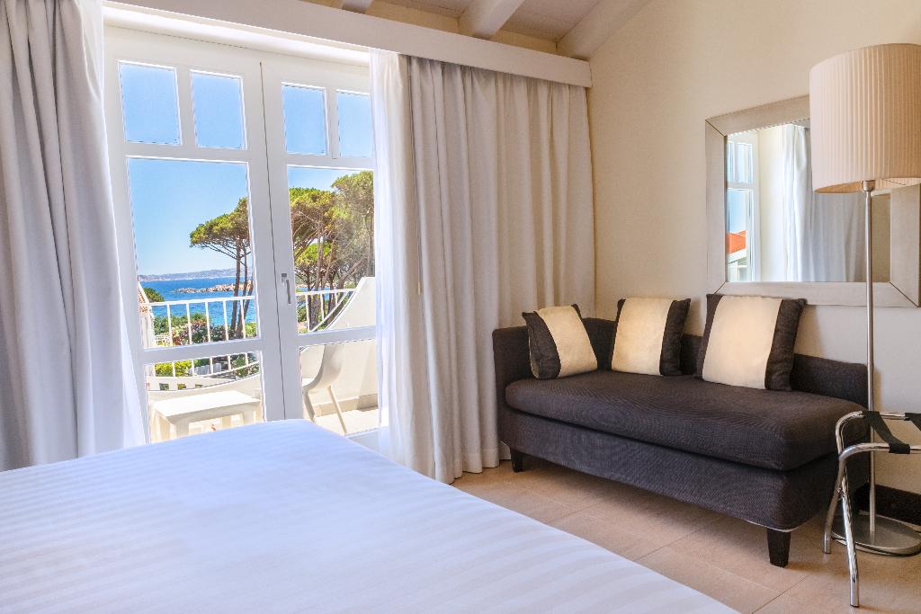 Coluccia Hotel & Beach Club